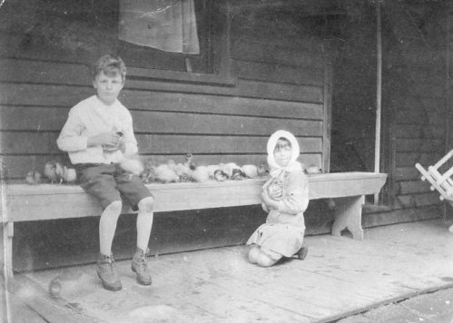 Carron Vale, Mooroolbark; Harold and Peggy Beatty