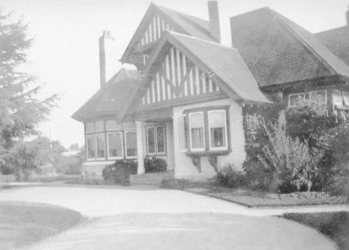 1932 Front of Enniscrone